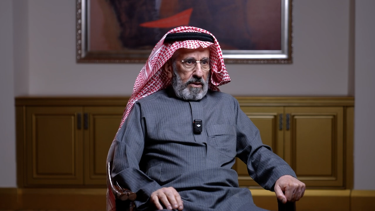 التعريف بكرسي الدكتور عبد العزيز المانع لدراسات اللغة العربية وآدابها